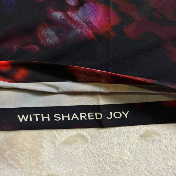 Lululemon Team Canada Button Up Shirt Men's M Black Ethereal Orbs Space Dust Oui - Picture 6 of 10